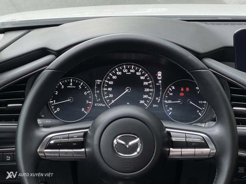 Mazda 3 1.5AT Luxury 2021