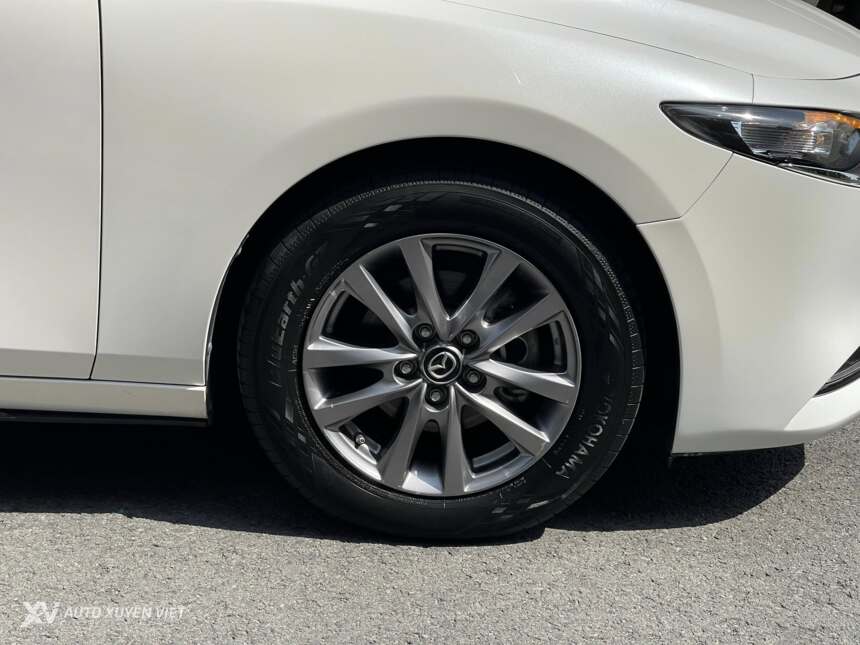 Mazda 3 1.5AT Luxury 2021