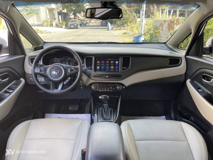 Kia Rondo 2.0 GAT Deluxe 2021