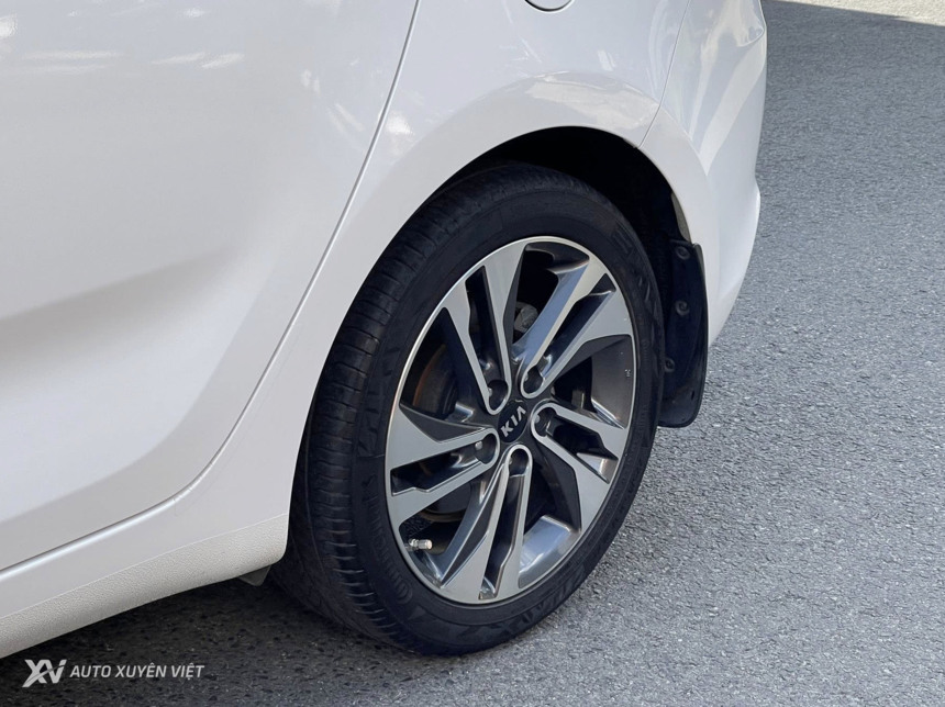 Kia Rondo 2.0 GAT Deluxe 2021