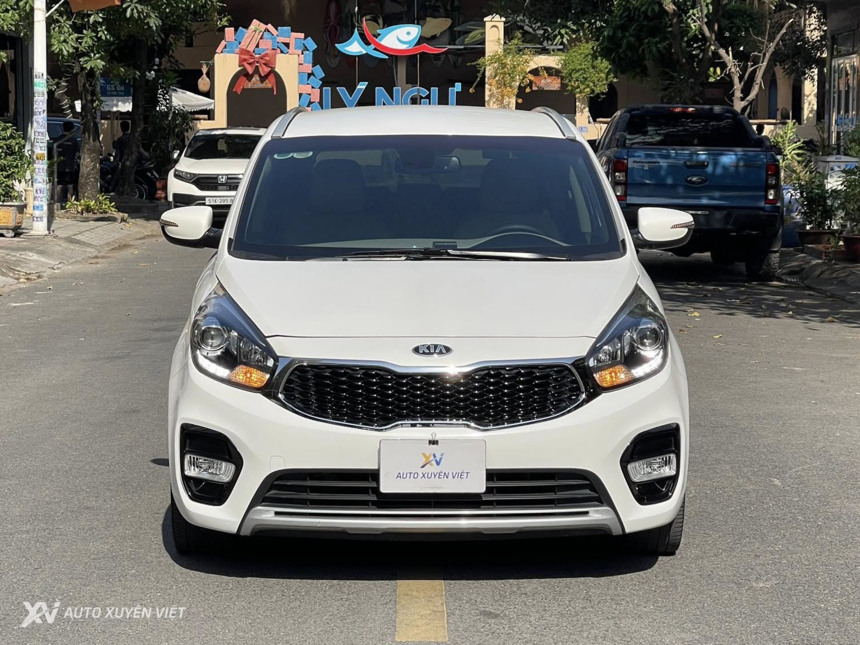 Kia Rondo 2.0 GAT Deluxe 2021