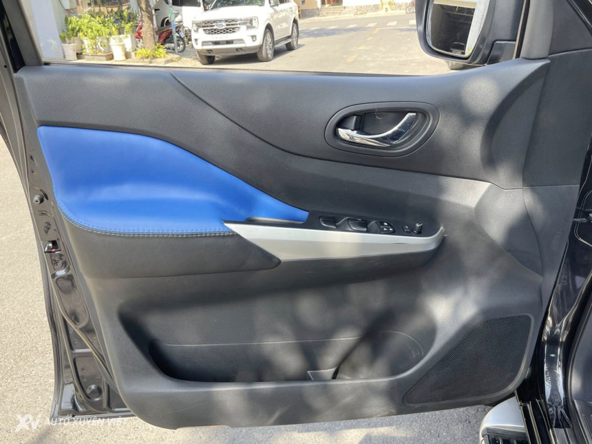 Nissan Navara EL 4x2AT 2019