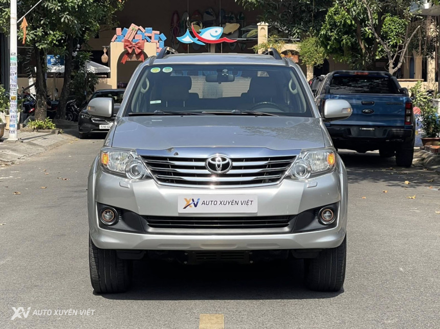 Toyota Fortuner V 2.7AT 4x4 2013