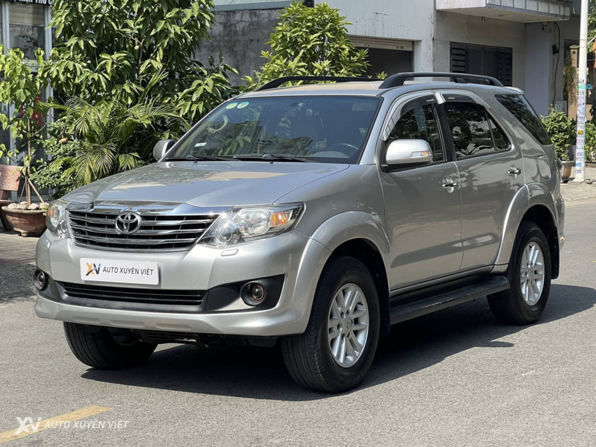 Toyota Fortuner V 2.7AT 4x4 2013