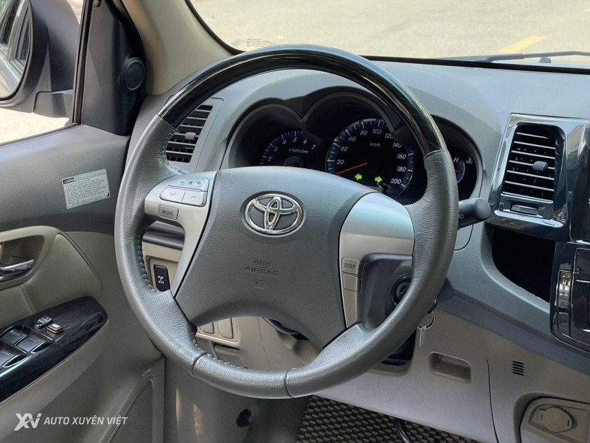 Toyota Fortuner V 2.7AT 4x4 2013