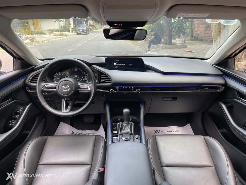 Mazda 3 1.5AT Luxury 2025