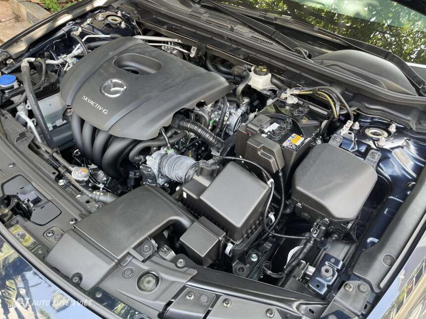 Mazda 3 1.5AT Luxury 2025