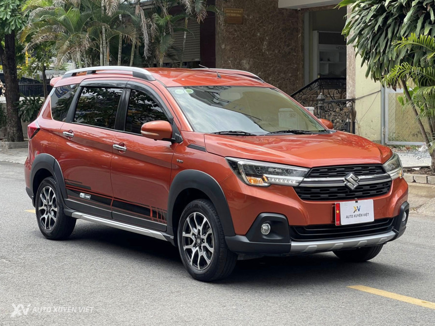 Suzuki XL7 1.5AT 2022