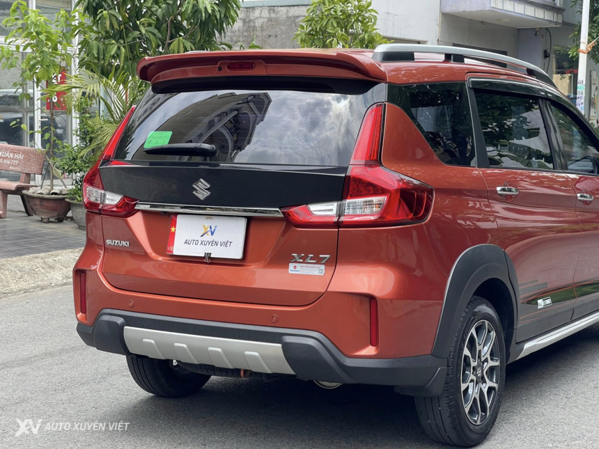 Suzuki XL7 1.5AT 2022