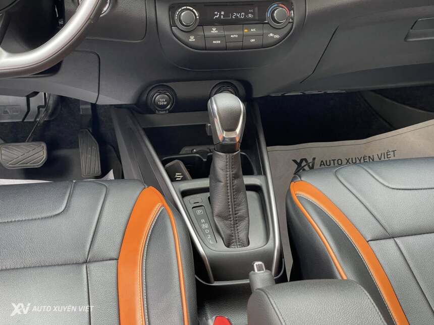 Suzuki XL7 1.5AT 2022