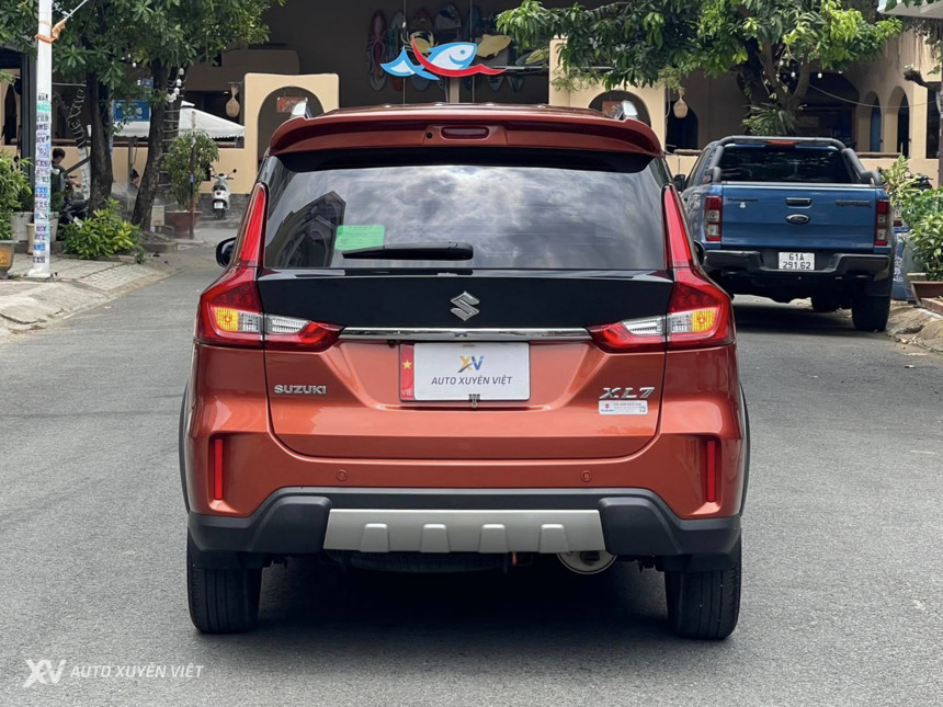 Suzuki XL7 1.5AT 2022