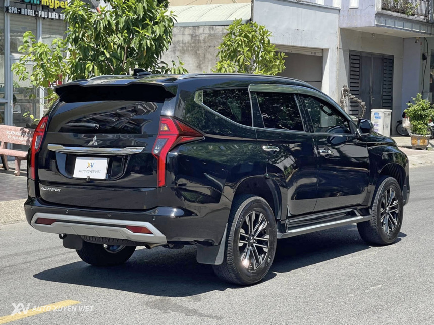 Mitsubishi Pajero Sport 2.4D 4x2AT 2022 Mitsubishi Pajero Sport 2.4D 4x2AT 2022