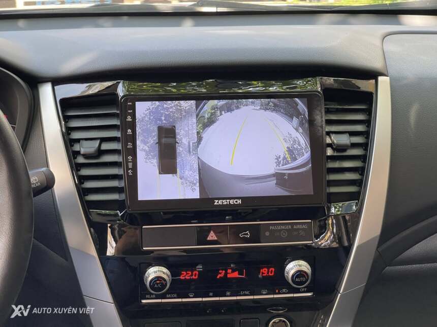 Mitsubishi Pajero Sport 2.4D 4x2AT 2022 Mitsubishi Pajero Sport 2.4D 4x2AT 2022