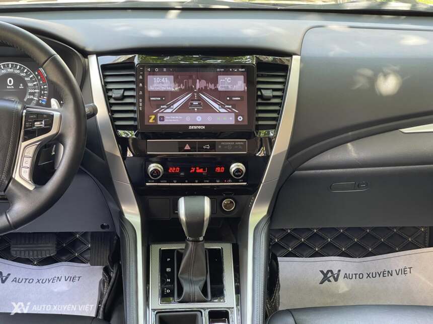 Mitsubishi Pajero Sport 2.4D 4x2AT 2022 Mitsubishi Pajero Sport 2.4D 4x2AT 2022