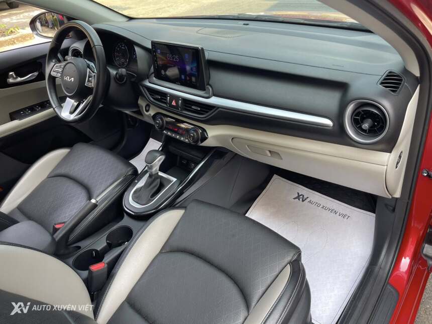 Kia K3 1.6AT Luxury 2021