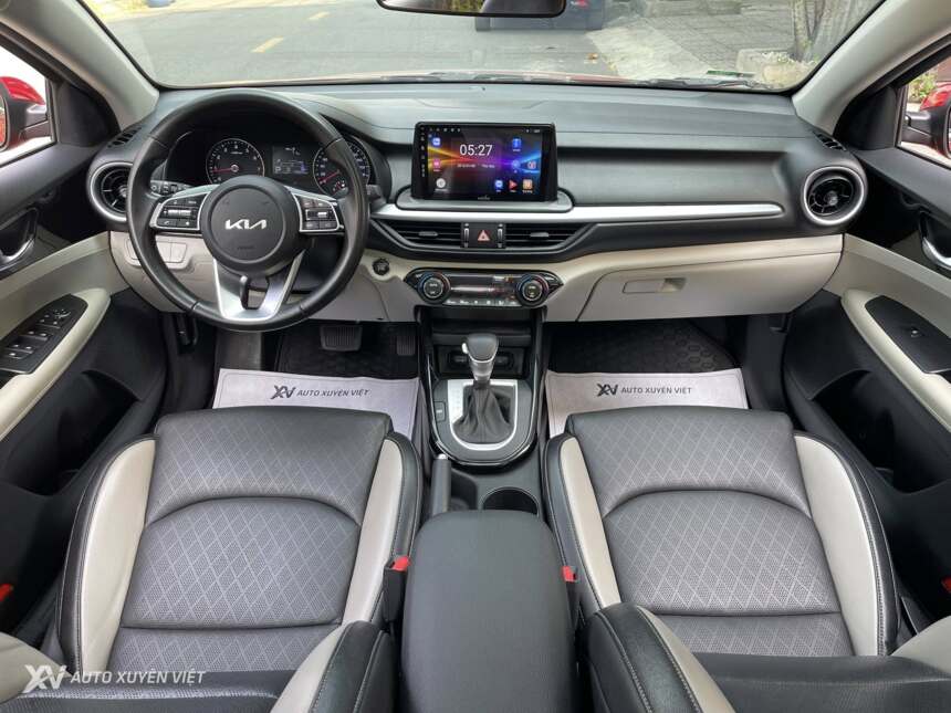 Kia K3 1.6AT Luxury 2021