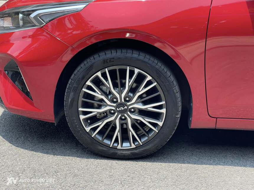 Kia K3 1.6AT Luxury 2021