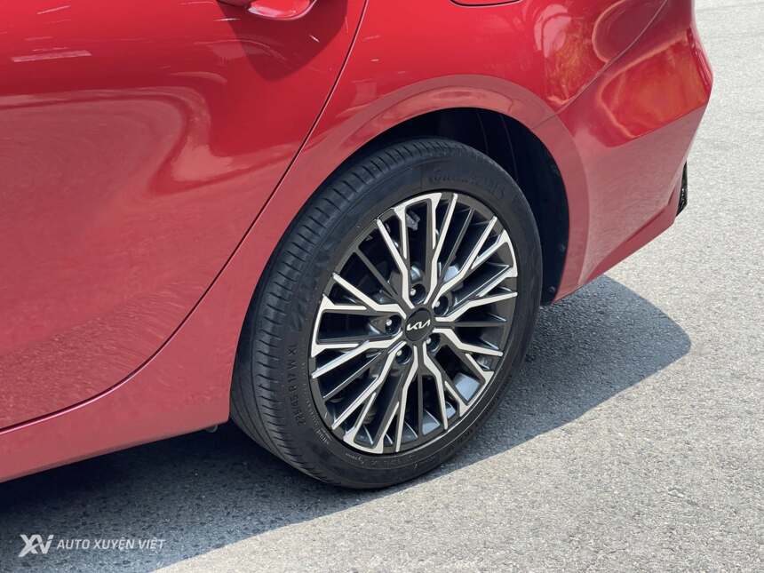 Kia K3 1.6AT Luxury 2021