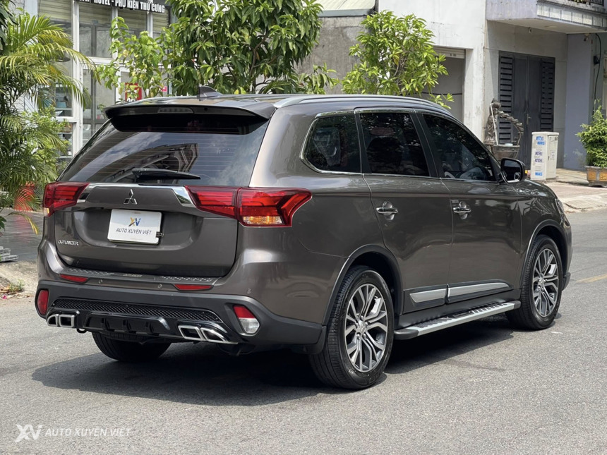 Mitsubishi Outlander 2.0 CVT 2018