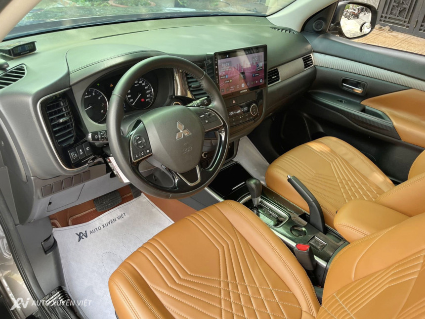 Mitsubishi Outlander 2.0 CVT 2018