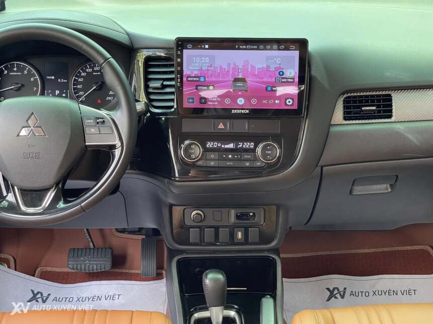 Mitsubishi Outlander 2.0 CVT 2018