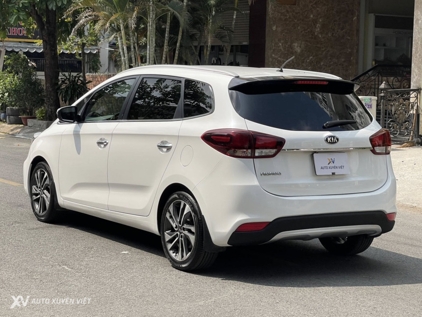 Kia Rondo 2.0 GAT 2018