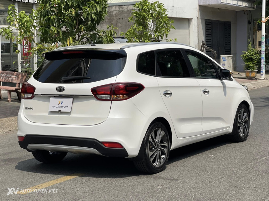 Kia Rondo 2.0 GAT 2018