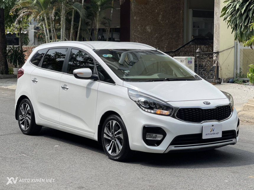Bán Kia Rondo 2.0 GAT 2018