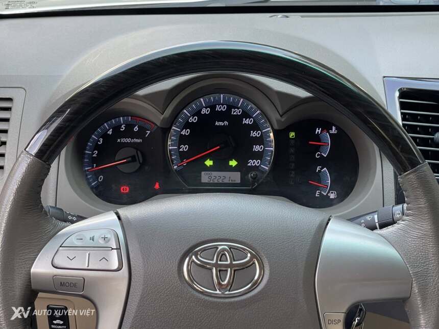 Toyota Fortuner V 2.7AT 4x4 2013