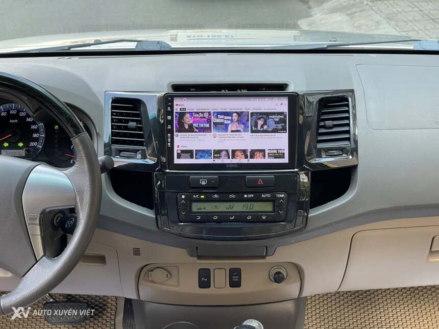 Toyota Fortuner V 2.7AT 4x4 2013