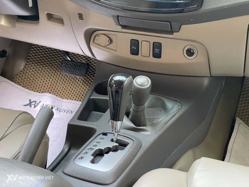 Toyota Fortuner V 2.7AT 4x4 2013