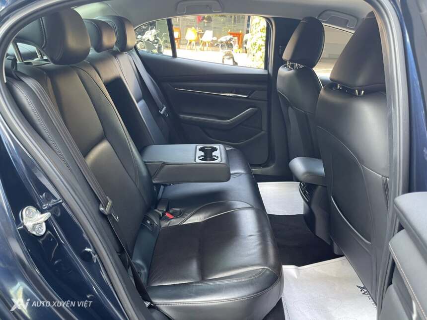 Mazda 3 1.6AT Luxury 2020