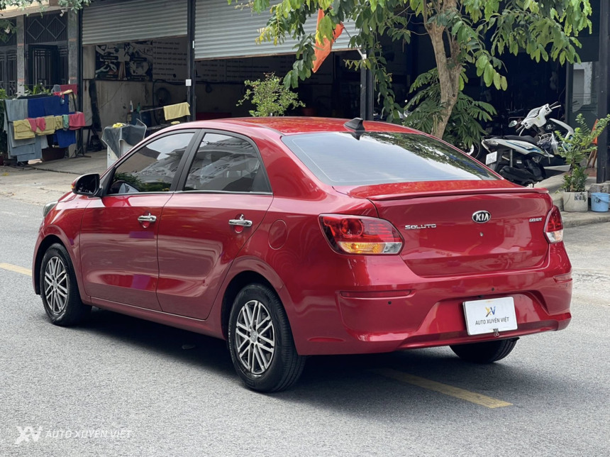 Kia Soluto 1.4MT Deluxe 2020