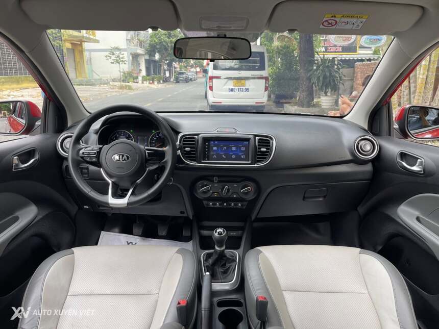 Kia Soluto 1.4MT Deluxe 2020