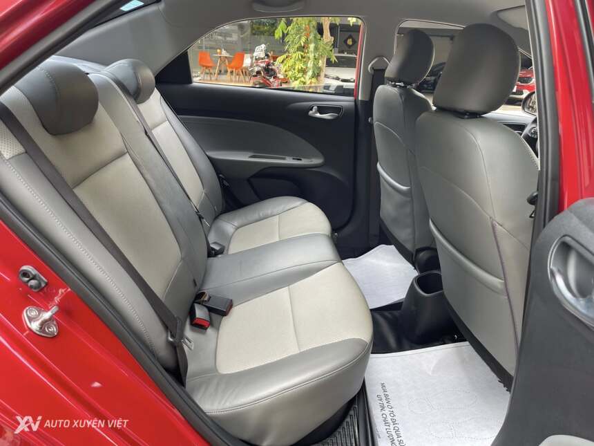 Kia Soluto 1.4MT Deluxe 2020