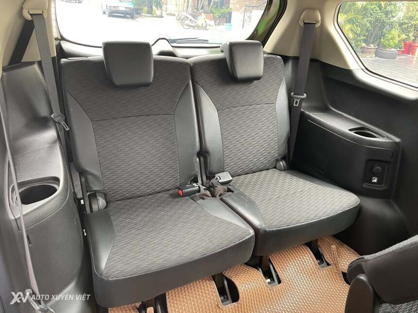 Suzuki XL7 1.5AT 2021