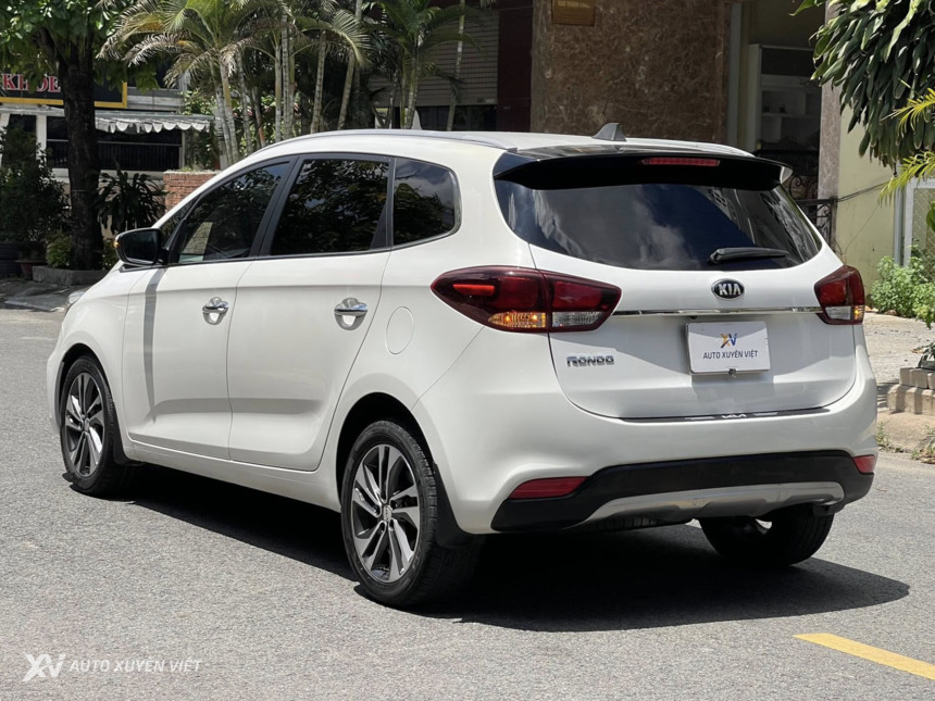 Kia Rondo 2.0 GAT 2017