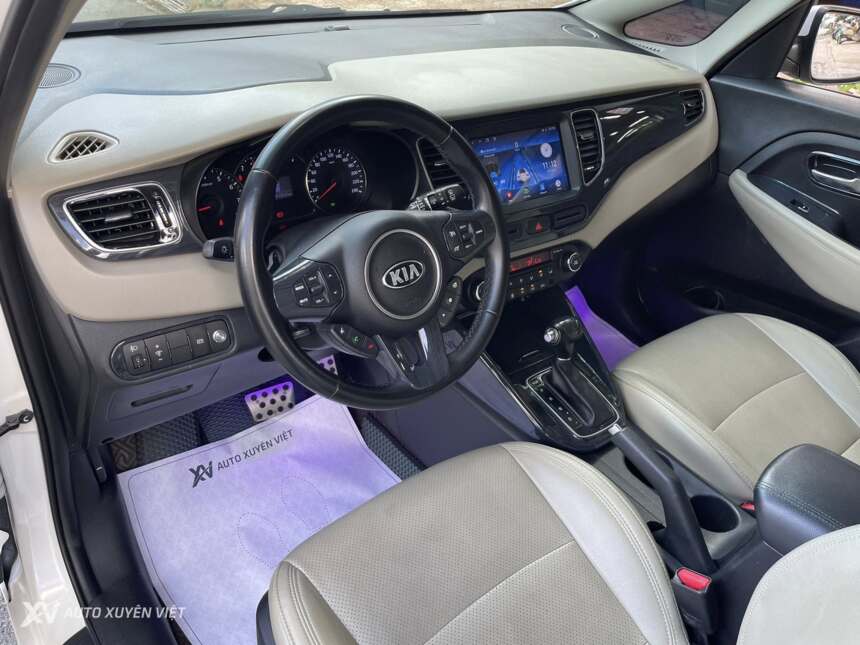 Kia Rondo 2.0 GAT 2017