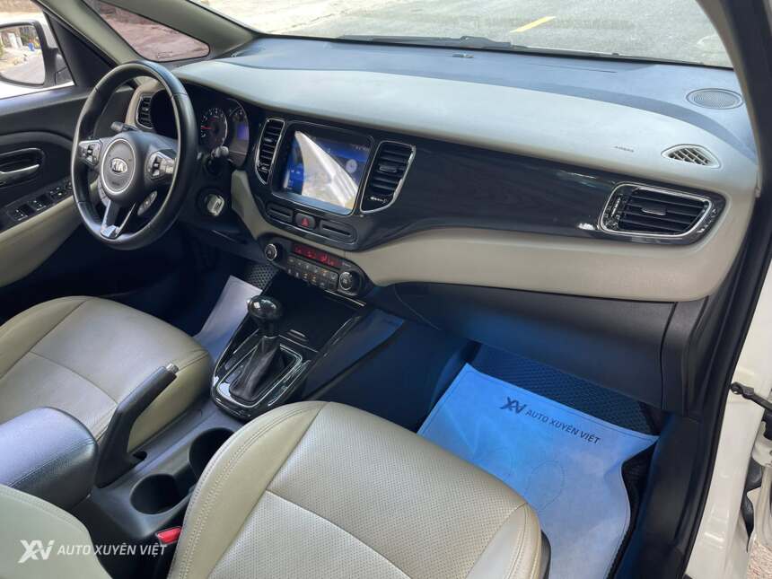 Kia Rondo 2.0 GAT 2017