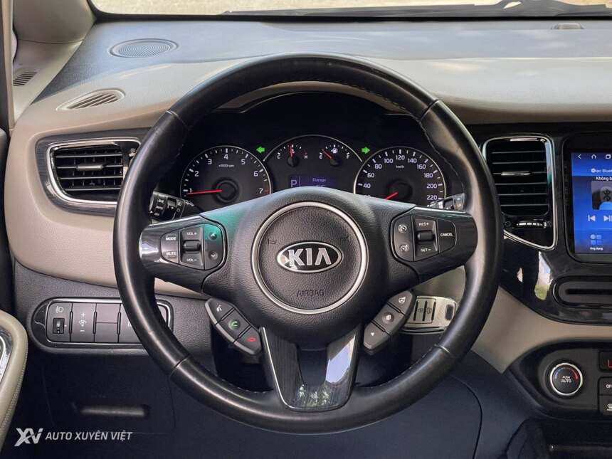 Kia Rondo 2.0 GAT 2017
