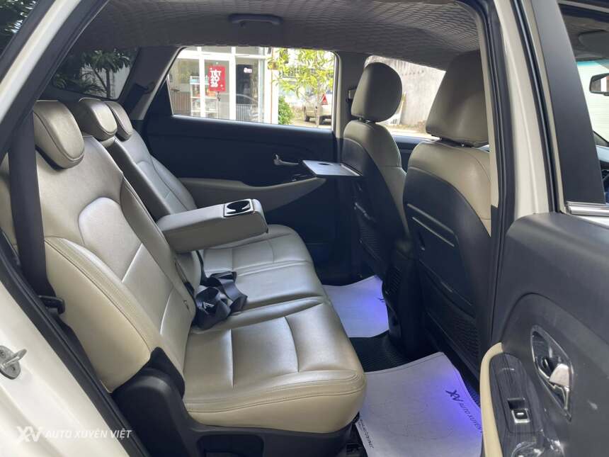 Kia Rondo 2.0 GAT 2017