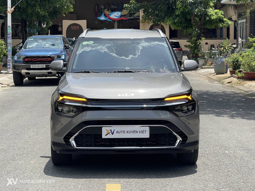 Kia Carens 1.5G Luxury 2025