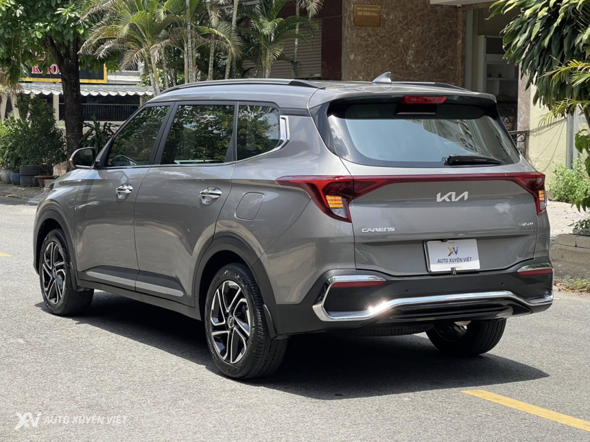Kia Carens 1.5G Luxury 2025