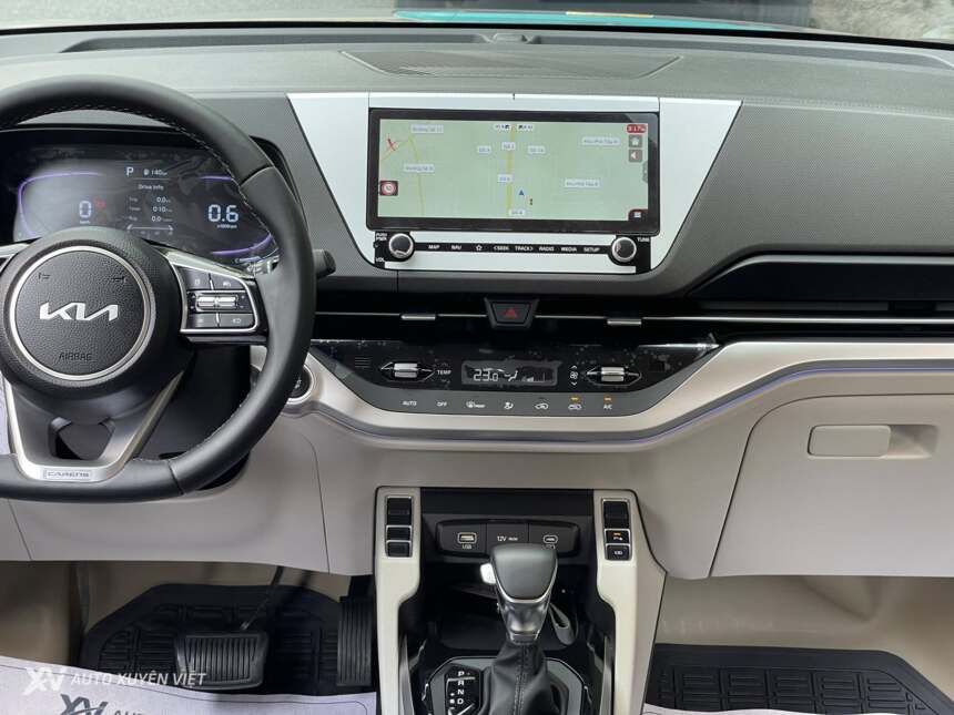 Kia Carens 1.5G Luxury 2025