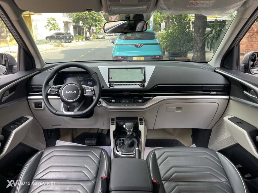 Kia Carens 1.5G Luxury 2025