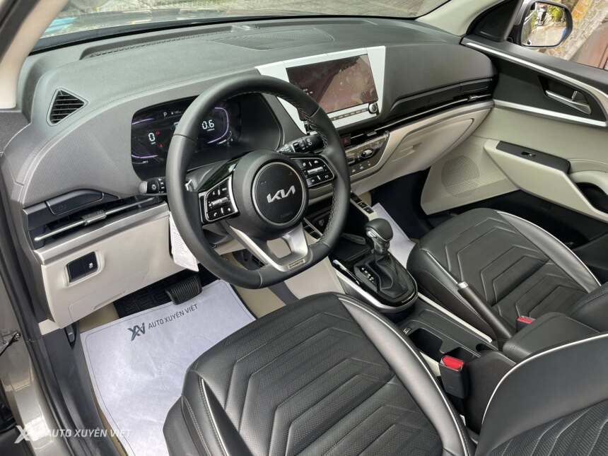 Kia Carens 1.5G Luxury 2025