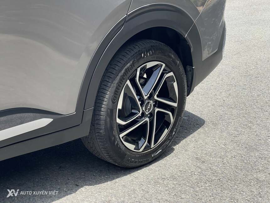 Kia Carens 1.5G Luxury 2025