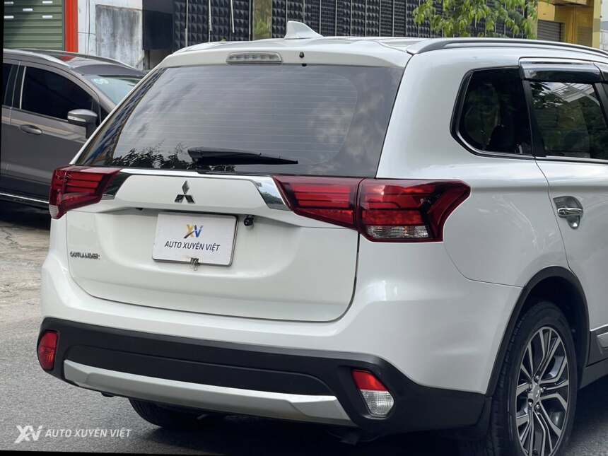 Mitsubishi Outlander 2.0 CVT 2019