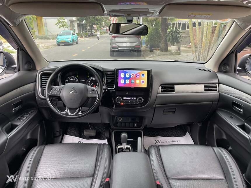 Mitsubishi Outlander 2.0 CVT 2019