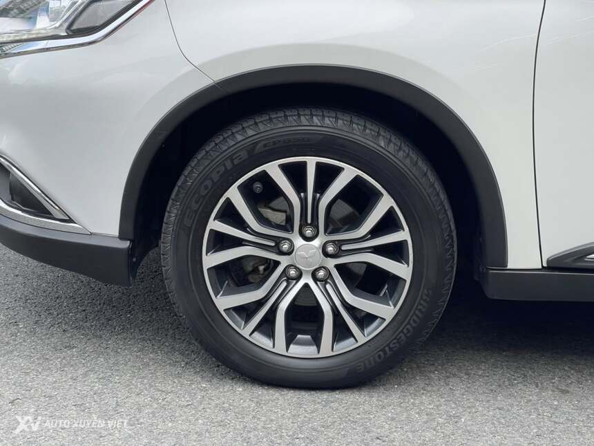Mitsubishi Outlander 2.0 CVT 2019